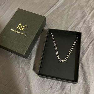 Miranda Frye GOLD: Lindsey chain